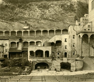 Faust Town w Felsenreitschule, Salzburg, Austria, c1935. autorstwa Unbekannt