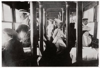 Firma filmowa na pokładzie Zeppelin LZ13 Hansa, c1912-1914 1933 autorstwa Unbekannt