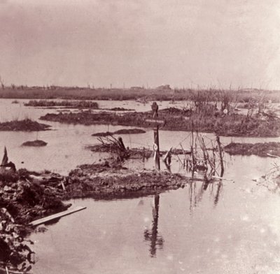 Powódź, Flandria, Belgia, c1914-c1918 autorstwa Unbekannt