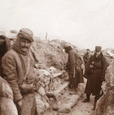 Żołnierze francuscy w okopach, Perthes, północna Francja, c1914-c1918 autorstwa Unbekannt