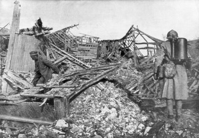 Francuskie wojska używające miotaczy ognia do wypędzenia Niemców z ich schronów, Cantigny, Francja, 1918 autorstwa Unbekannt