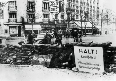 Niemiecki punkt kontrolny, okupowany Paryż, 1940-1944 autorstwa Unbekannt