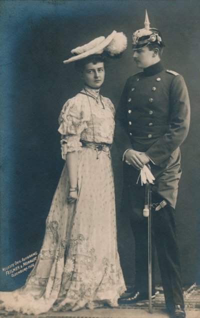 Niemiecka para. Z mężczyzną w mundurze, 1906 autorstwa Unbekannt