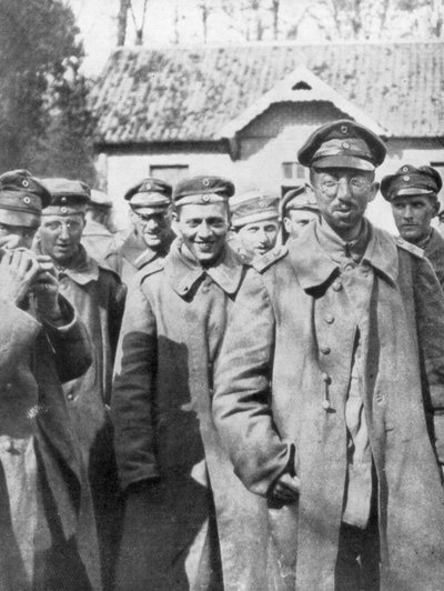 Więźniowie niemieccy wzięty 18 kwietnia 1918 r., Francja autorstwa Unbekannt