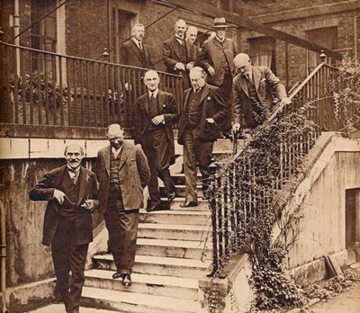 Rząd w kryzysie, tworzący Gabinet Narodowy na prośbę króla Jerzego V, 1931, 1938 autorstwa Unbekannt