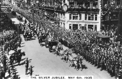Król Jerzy kontra Srebrny Jubileusz, Londyn, 6 maja 1935 r. autorstwa Unbekannt