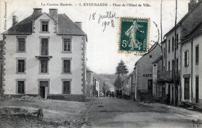 Limousin, Correze (19), Eygurande: widok na Place de l
