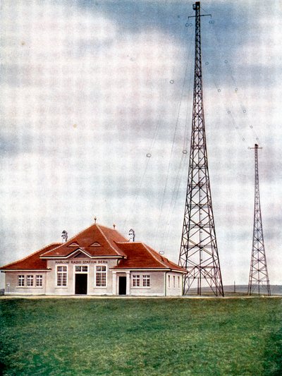 Maszty nadawcze fal długich w stacji radiowej Marconi w Bernie, Szwajcaria, ok. 1925 r. autorstwa Unbekannt