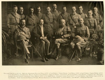 Lord Roberts i Sir Alfred Milner ze swoimi osobistymi sztabami, 1900, 1901. autorstwa Unbekannt