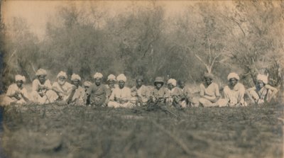 Porucznik Smith & Beaters – Polowanie na tygrysy w Budhapur, 1922 autorstwa Unbekannt
