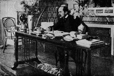 M. Rostand w swojej Bibliotece, ok. 1902, 1903 autorstwa Unbekannt