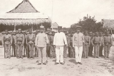 Kolej Madeira-Mamore: Na granicy Boliwii i Brazylii: boliwijscy oficerowie i żołnierze, 1914 autorstwa Unbekannt