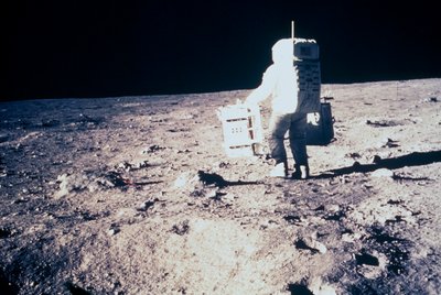 Załogowy lot kosmiczny, USA, Apollo 11 Apollo 11 astronauta Edwin ÔBuzzÕ Aldrin, na Księżycu autorstwa Unbekannt