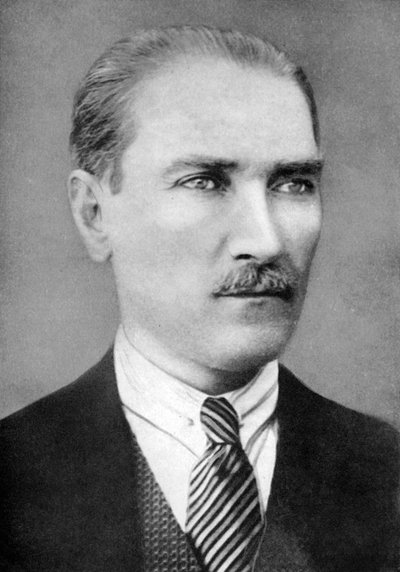 Mustapha Kemal Pasza 1881-1928, turecki rewolucjonista, 1926 autorstwa Unbekannt