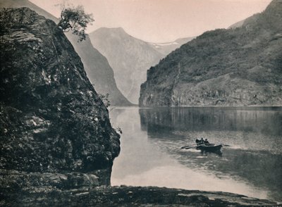Fiord Naeroy, 1914. autorstwa Unbekannt