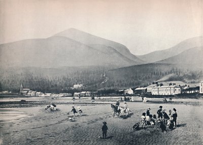 Newcastle, Co. - The Strand, ze Slieve Donard, 1895 autorstwa Unbekannt