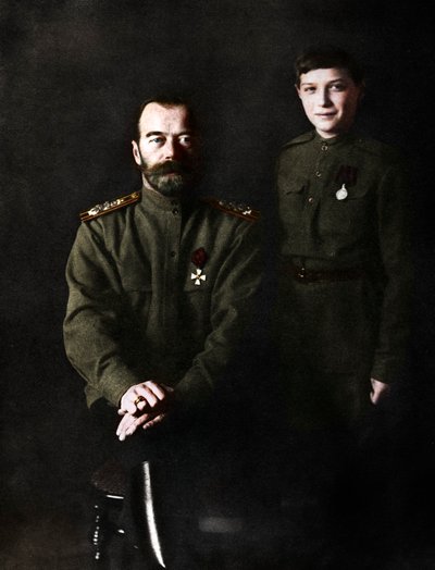 Mikołaj II, car Rosji i jego syn Aleksiej, w wojskowym mundurze, 1915 autorstwa Unbekannt