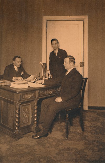 Gabinet sekretarza w ambasadzie kubańskiej w Brukseli, Belgia, 1927. autorstwa Unbekannt