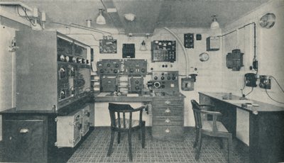 Jedna z kabin bezprzewodowych w nowoczesnym liniowcu, 1936 autorstwa Unbekannt