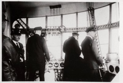 Przedział pilotów, Zeppelin LZ 127 Graf Zeppelin, 1933 autorstwa Unbekannt