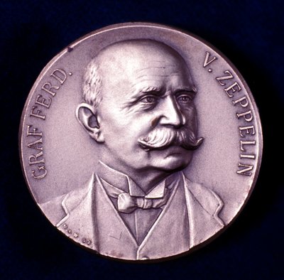Portret hrabiego Ferdynanda von Zeppelin autorstwa Unbekannt