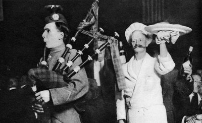 Prezentacja haggis na bankiecie kaledońskim, Londyn, 1926-1927 autorstwa Unbekannt