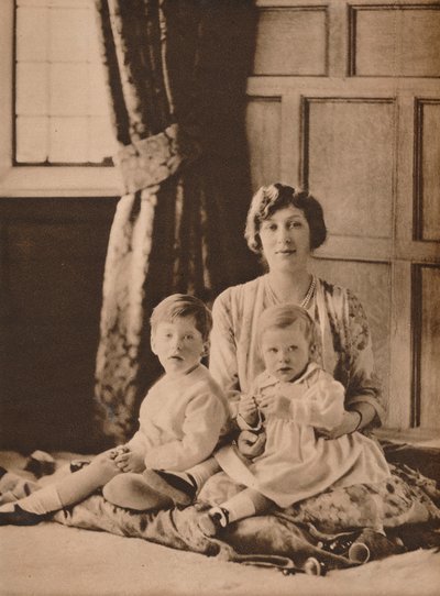 Księżniczka Mary, wicehrabina Lascelles, z dwoma synami, Geraldem i Georgem, 1926 1935 autorstwa Unbekannt