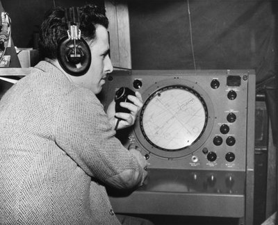 Operator radarowy, Plan Marshalla, 1947-1951 autorstwa Unbekannt