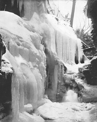 Rainbow Falls in Winter, Watkins Glen, stan Nowy Jork, USA, ok. 1900. autorstwa Unbekannt