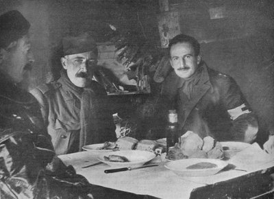 Funkcjonariusze Czerwonego Krzyża na obiedzie w ziemiance, 1914 autorstwa Unbekannt