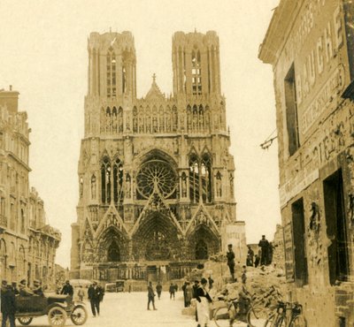Katedra w Reims, Reims, północna Francja, c1914-c1918 autorstwa Unbekannt