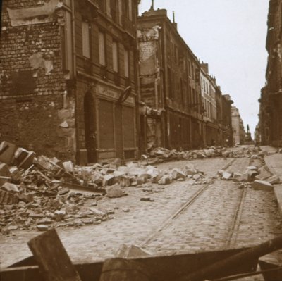 Rue Ceres, Reims, północna Francja, ok. 1914-c1918. autorstwa Unbekannt