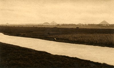 Saqqara - Piramidy Dashur, c1918-c1939. autorstwa Unbekannt