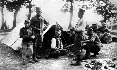 Obóz żołnierzy serbskich, I wojna światowa, 1914 autorstwa Unbekannt