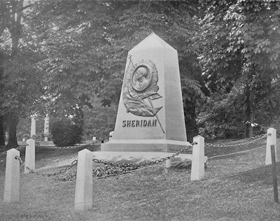 Grobowiec Sheridans, Cmentarz Narodowy, Waszyngton, D.C., c1897. autorstwa Unbekannt