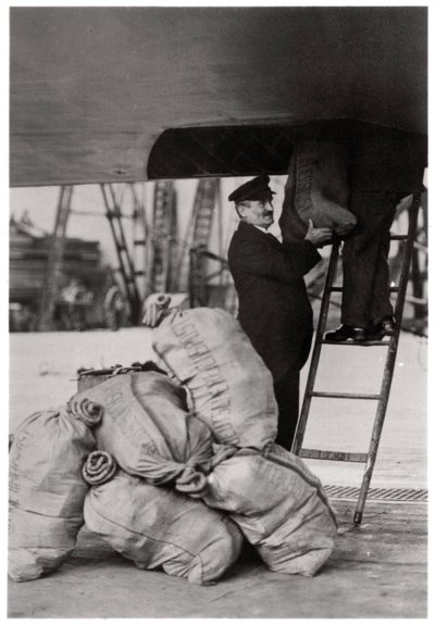 Wysyłka poczty, Zeppelin LZ 127 Graf Zeppelin, 1933 autorstwa Unbekannt