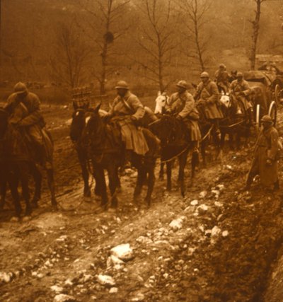 Żołnierze w ruchu, c1914-c1918 autorstwa Unbekannt