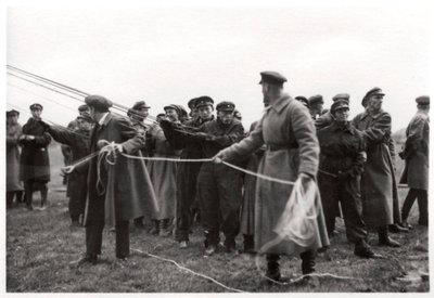 Załoga desantu sowieckiego sterowca, Moskwa, ZSRR, 1930 1933 autorstwa Unbekannt