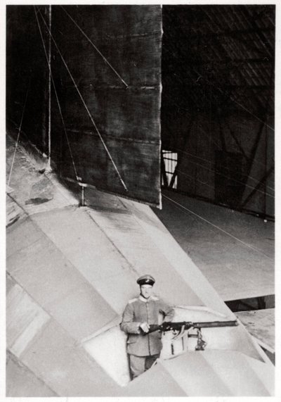 Strzelec ogonowy sterowca Zeppelin armii niemieckiej, I wojna światowa, 1914-1918 1933 autorstwa Unbekannt