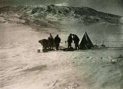 Obóz 7000 stóp w górę Erebus, 1908, 1909 autorstwa Unbekannt