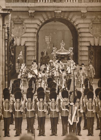 Procesja koronacyjna do opactwa, 1937 autorstwa Unbekannt