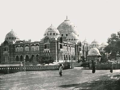 The Great College, Baroda, Indie, 1895. autorstwa Unbekannt