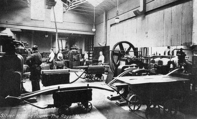 Silver Rolling Room, Mennica Królewska, Tower Hill, Londyn, początek XX wieku autorstwa Unbekannt