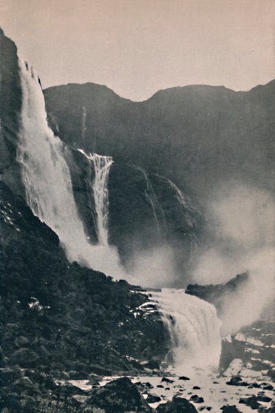 Wodospad Skjeggedal, 1914. autorstwa Unbekannt