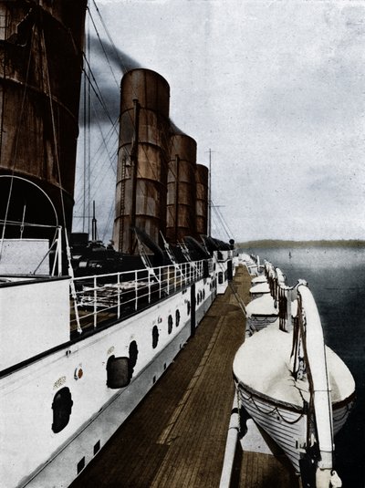 Pokład łodzi Lusitanii z łodziami ratunkowymi, 1915 autorstwa Unbekannt