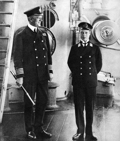 Przyszły król Edward VIII jako kadet w HMS Hindustan, ok. 1910 r. autorstwa Unbekannt
