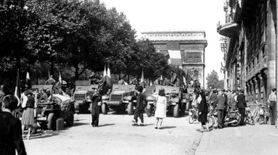 Wyzwolenie Paryża, sierpień 1944 autorstwa Unbekannt