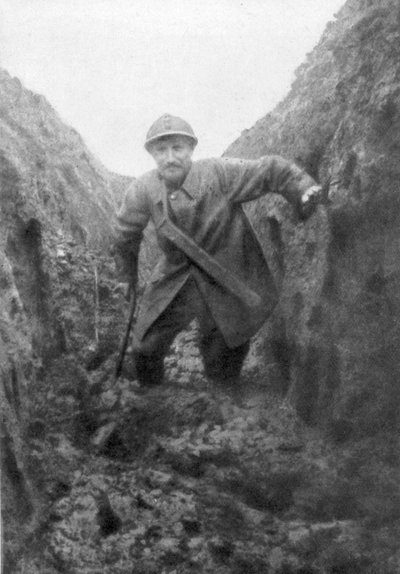 Nędza żołnierza, błotnisty francuski rów w Artois, Francja, 1916 autorstwa Unbekannt