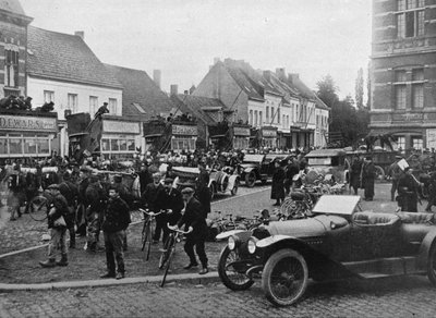 Rola transportu samochodowego w odwrocie z Antwerpii, 1914 autorstwa Unbekannt