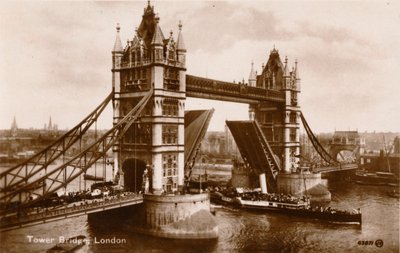 Tower Bridge, Londyn, ok. 1910 autorstwa Unbekannt